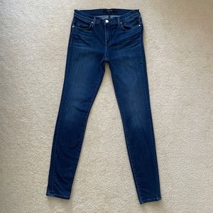 J Brand Women’s Super Skinny Jeans. Size 28.